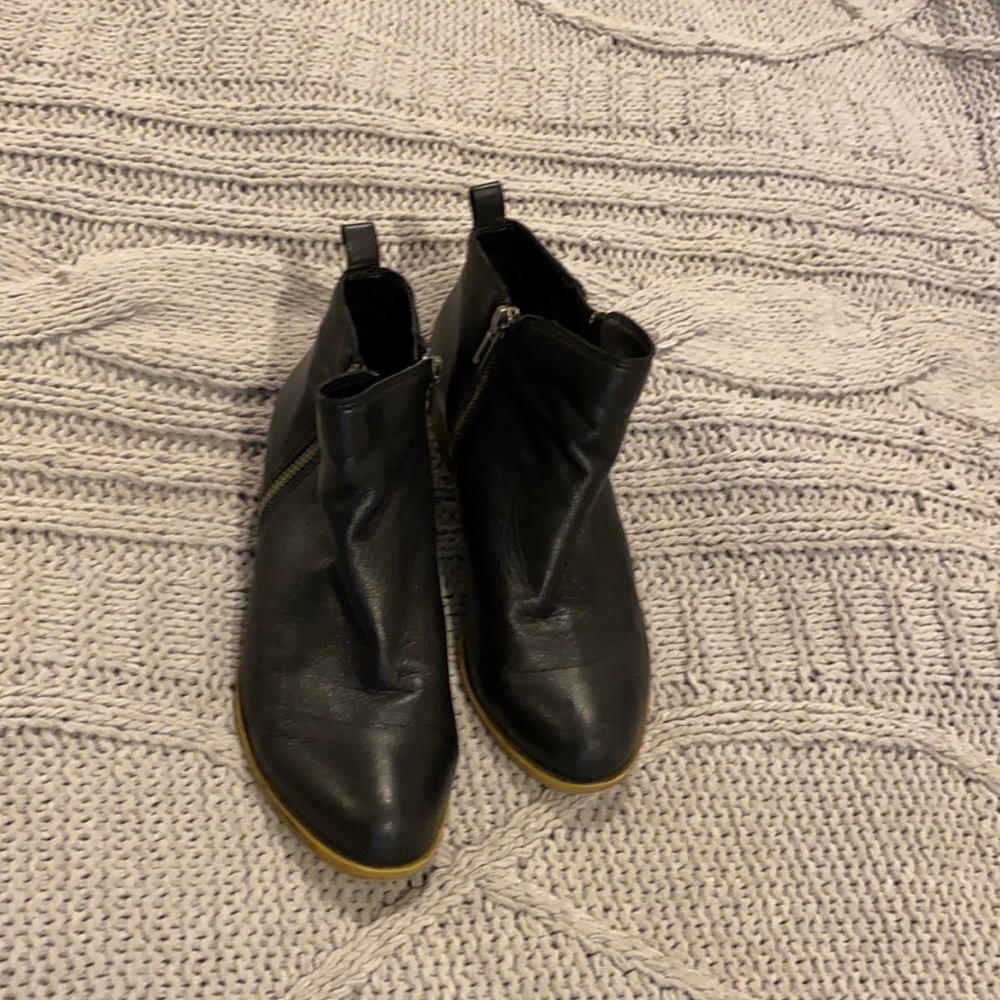 Lucky Brand ankle boots